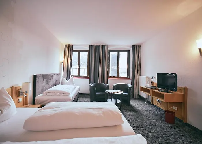 Hotel Roter Hahn 3*