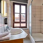 Roter Hahn Otel