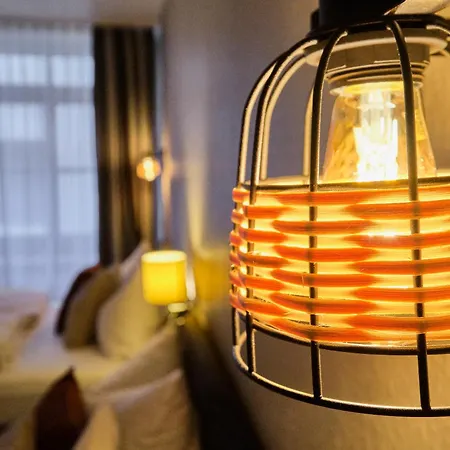 Hotel Roter Hahn 3*