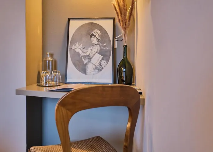 Otel Roter Hahn Regensburg