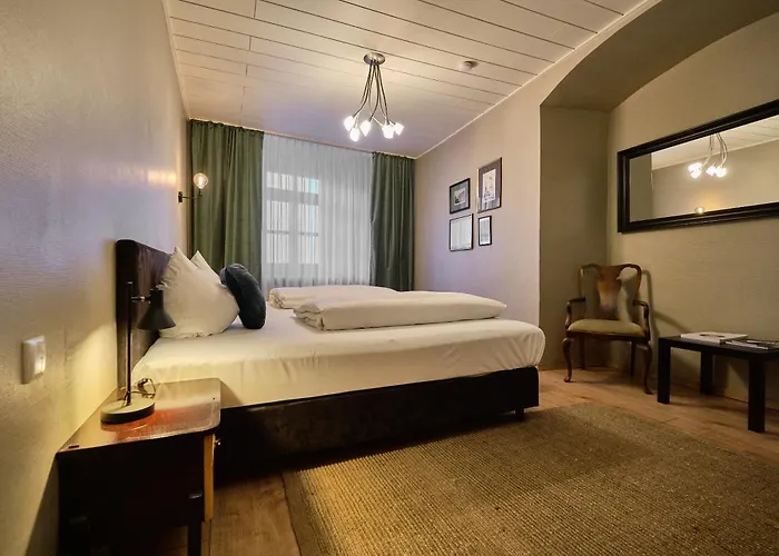 Hotel Roter Hahn 3*